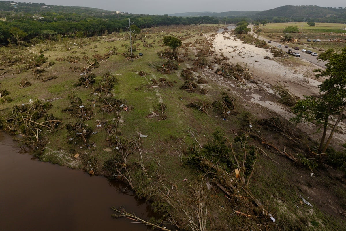As the floods hit, Kerrville officials’ messages show lack of information about what was coming